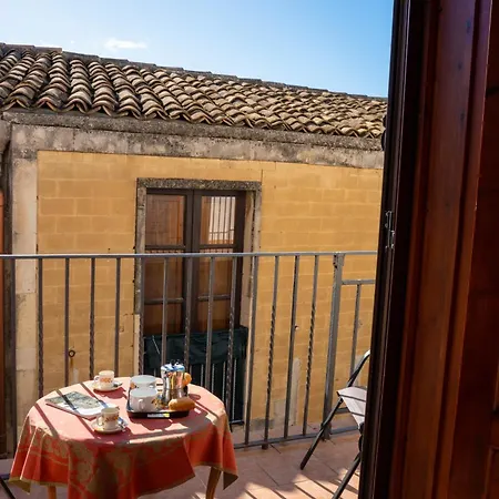 A Casa Di Amare Ortigia * סירקוזה